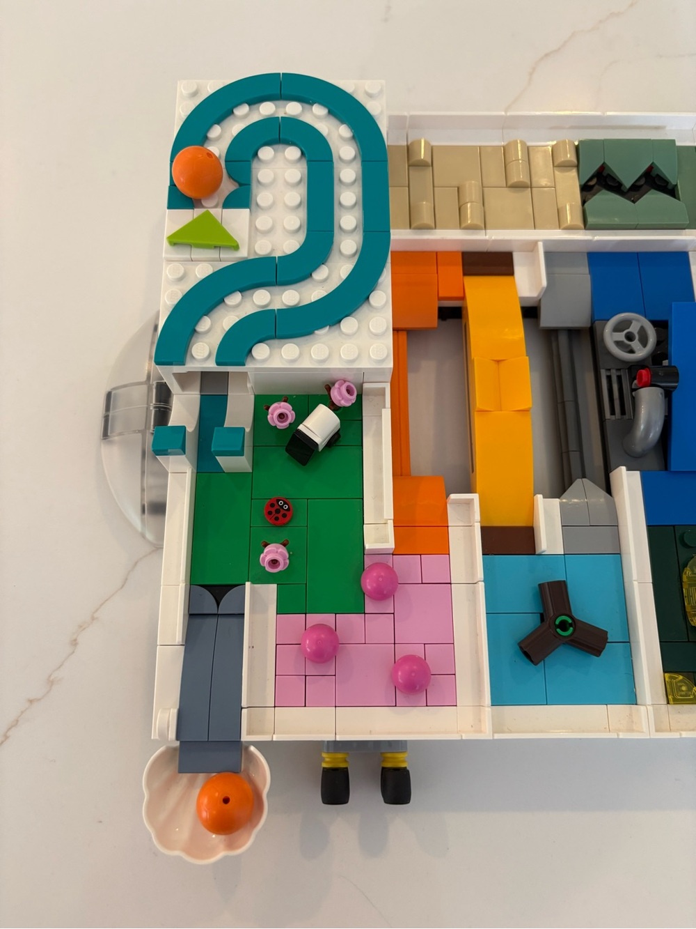 LEGO Magic Maze - Store Exclusive (40596) - Picture 3 of 6